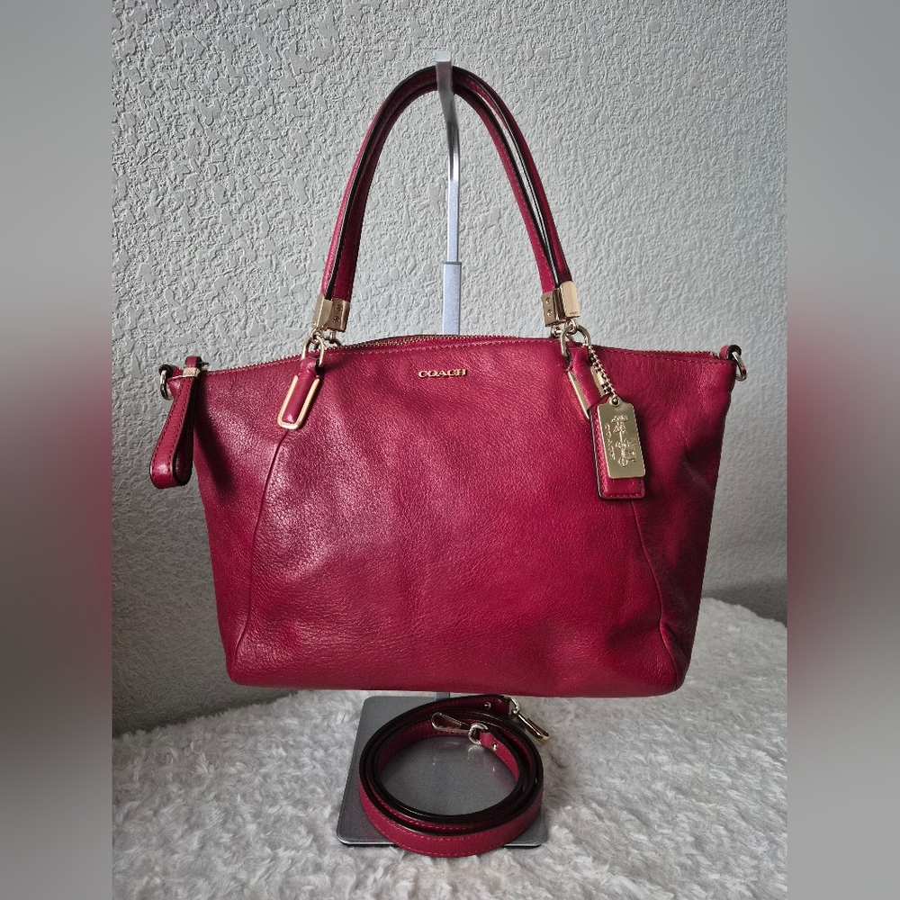 NWOT - Coach Madison Kelsey Wine Stachel Purse
